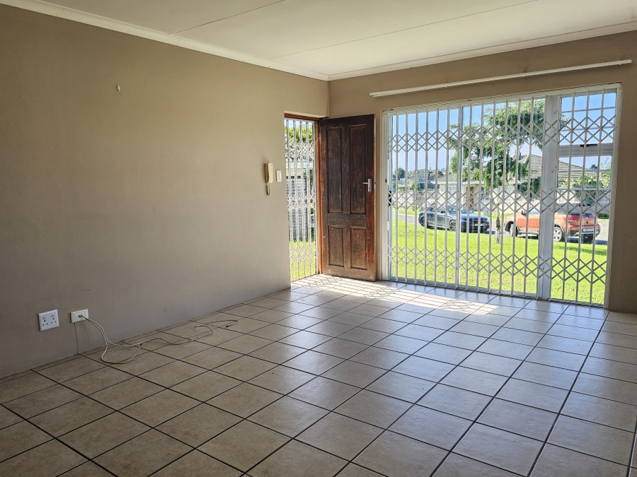 3 Bedroom Property for Sale in Cambridge West Eastern Cape